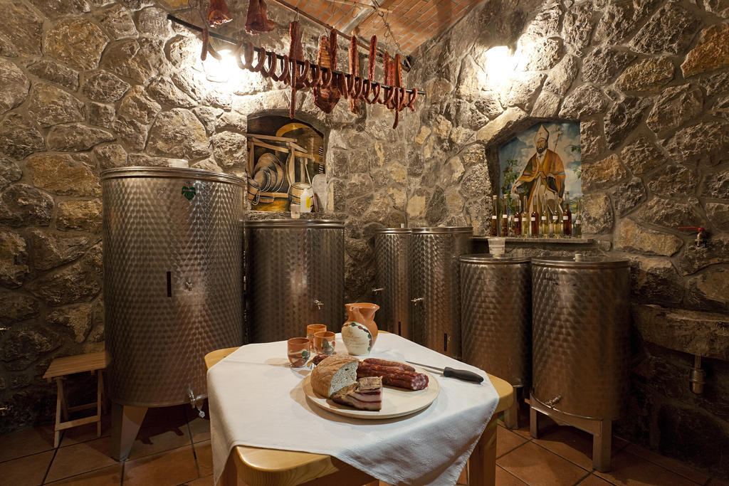 Tourist Farm Skrbina Διαμέρισμα Otočec Δωμάτιο φωτογραφία