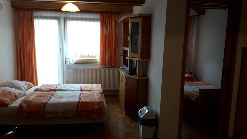 Tourist Farm Skrbina Διαμέρισμα Otočec Εξωτερικό φωτογραφία